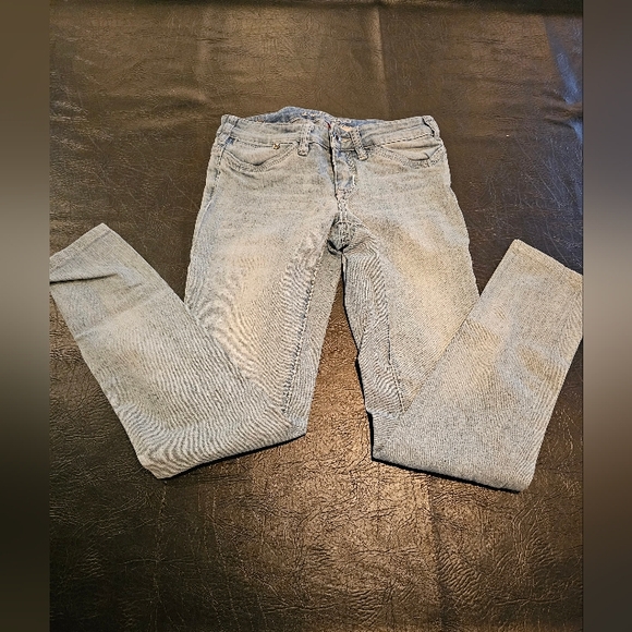 Parasuco Jeans - Picture 3 of 7